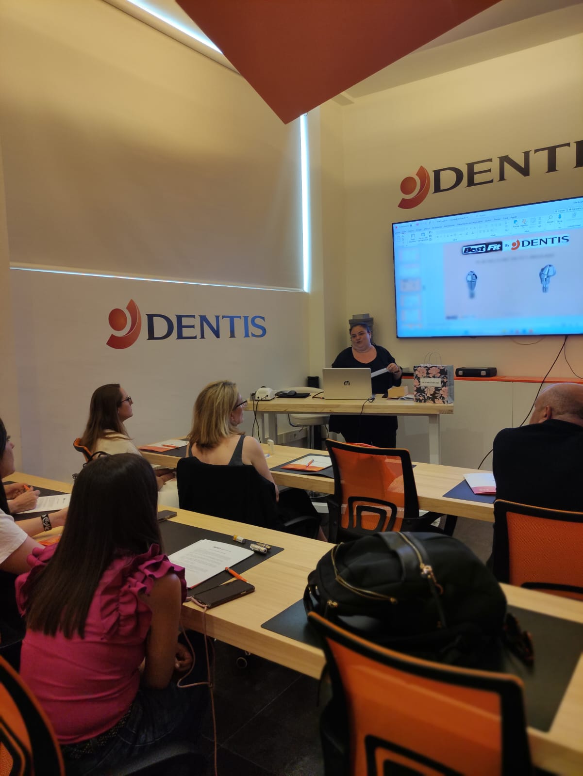 Curso Implantes y Aditamentos 28 y 29 Mayo 2024